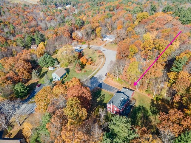 2 Sawmill Cir, Charlton, MA 01507