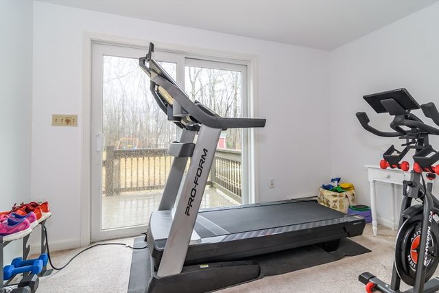 2 Sawmill Cir, Charlton, MA 01507