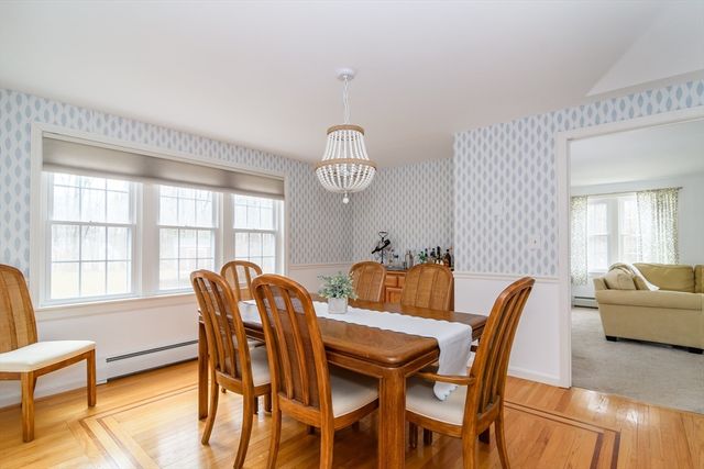 2 Sawmill Cir, Charlton, MA 01507