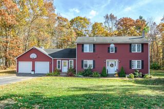 2 Sawmill Cir, Charlton, MA 01507