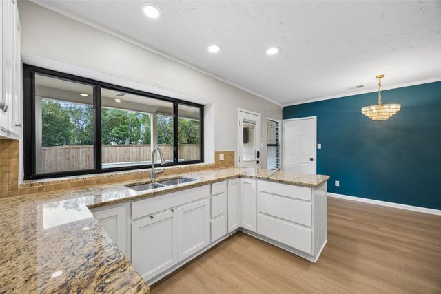 4321 Bradford Drive, Grapevine, TX 76051