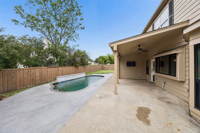 4321 Bradford Drive, Grapevine, TX 76051