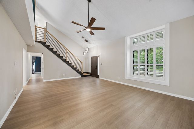4321 Bradford Drive, Grapevine, TX 76051