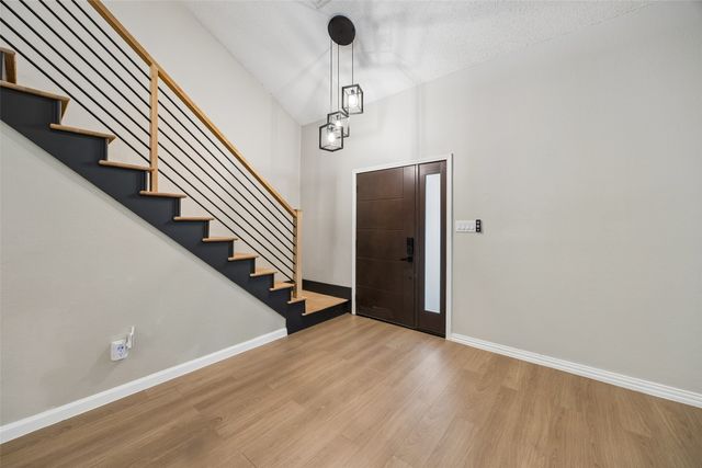 4321 Bradford Drive, Grapevine, TX 76051