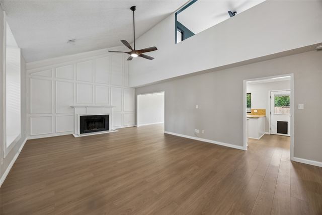4321 Bradford Drive, Grapevine, TX 76051
