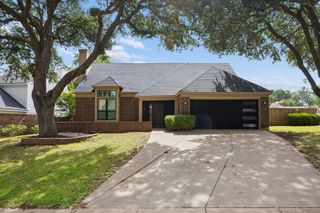 4321 Bradford Drive, Grapevine, TX 76051