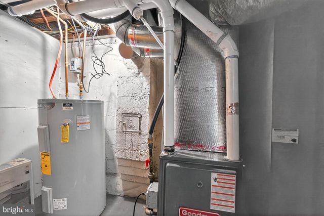 823 OCEAN AVE, Lancaster, PA 17603