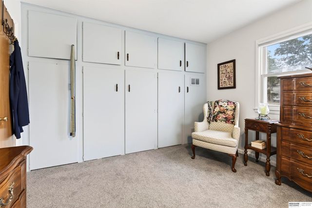 1220 Bellaire Boulevard, Bellevue, NE 68005