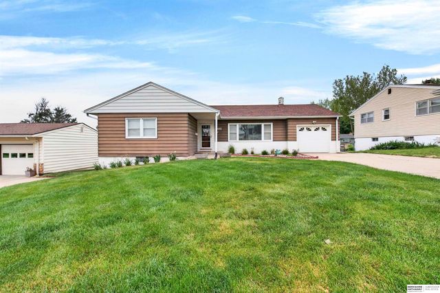 1220 Bellaire Boulevard, Bellevue, NE 68005