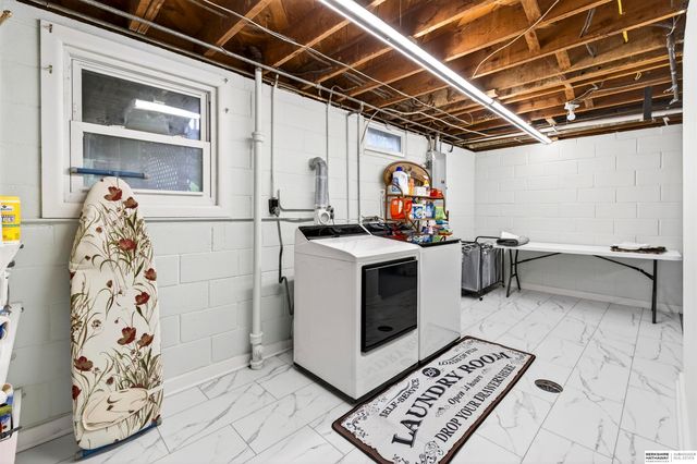 1220 Bellaire Boulevard, Bellevue, NE 68005