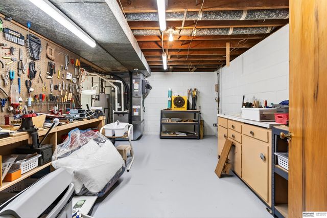1220 Bellaire Boulevard, Bellevue, NE 68005
