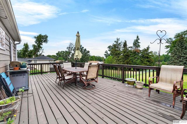1220 Bellaire Boulevard, Bellevue, NE 68005