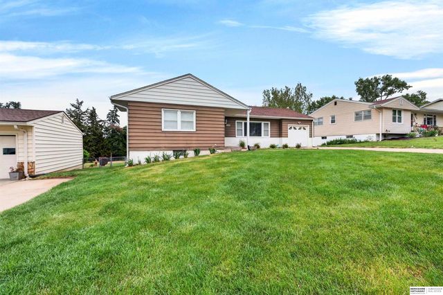 1220 Bellaire Boulevard, Bellevue, NE 68005