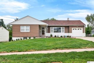 1220 Bellaire Boulevard, Bellevue, NE 68005