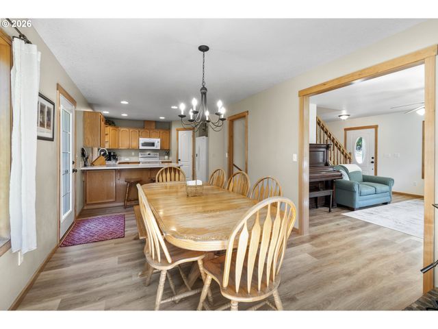 38714 Ne ELLIOTT Rd, Yacolt, WA 98675