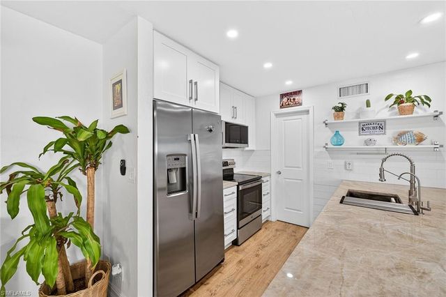 177 Forest Lakes BLVD 104, Naples, FL 34105