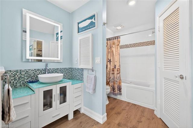 177 Forest Lakes BLVD 104, Naples, FL 34105