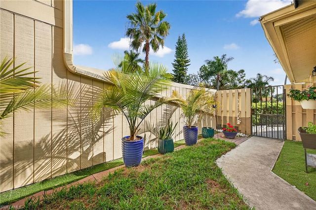 177 Forest Lakes BLVD 104, Naples, FL 34105