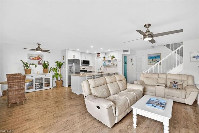 177 Forest Lakes BLVD 104, Naples, FL 34105
