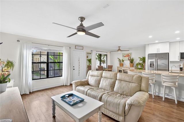 177 Forest Lakes BLVD 104, Naples, FL 34105