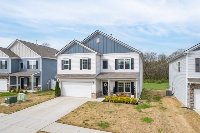 227 Stonewall Dr, Columbia, TN 38401