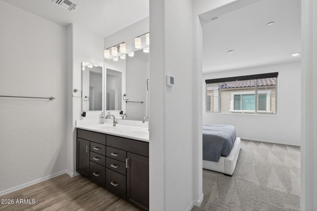 2629 S EQUESTRIAN Drive 107, Gilbert, AZ 85295