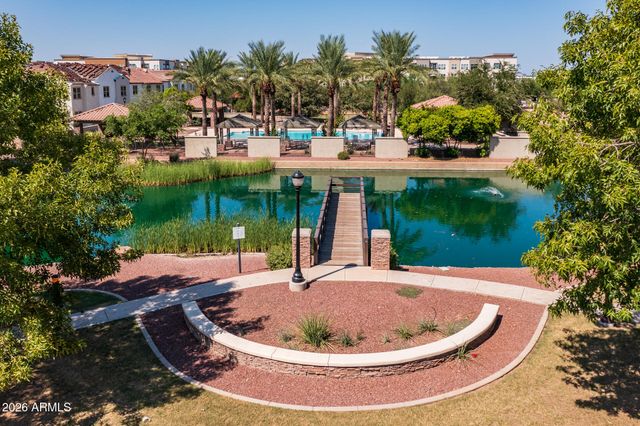 2629 S EQUESTRIAN Drive 107, Gilbert, AZ 85295