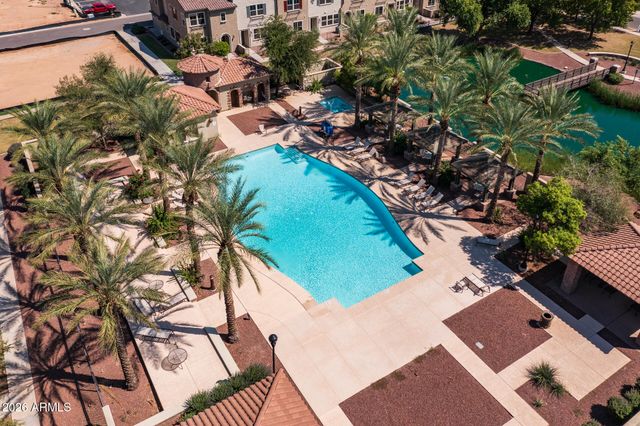 2629 S EQUESTRIAN Drive 107, Gilbert, AZ 85295