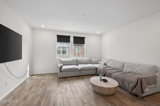 2629 S EQUESTRIAN Drive 107, Gilbert, AZ 85295