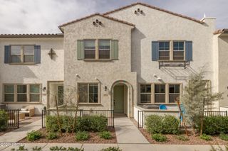 2629 S EQUESTRIAN Drive 107, Gilbert, AZ 85295