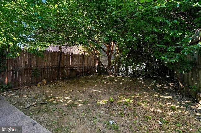 909 LINDLEY AVE, Philadelphia, PA 19141