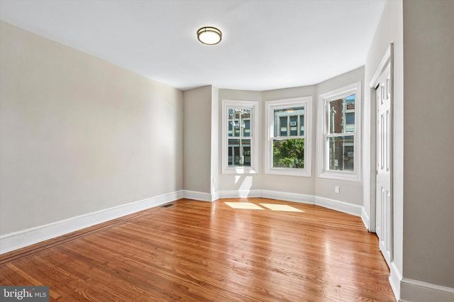 909 LINDLEY AVE, Philadelphia, PA 19141