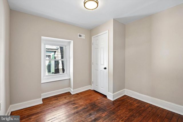 909 LINDLEY AVE, Philadelphia, PA 19141