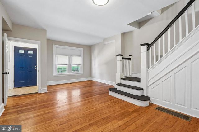 909 LINDLEY AVE, Philadelphia, PA 19141