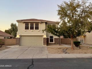 7266 W GARDENIA Avenue, Glendale, AZ 85303