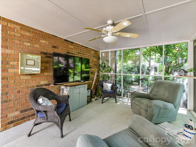 1531 Hansom Lane NW, Concord, NC 28027
