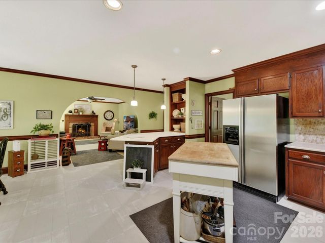 1531 Hansom Lane NW, Concord, NC 28027