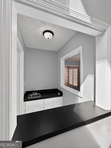 400 Benjamin Circle, Fayetteville, GA 30214