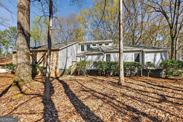 400 Benjamin Circle, Fayetteville, GA 30214