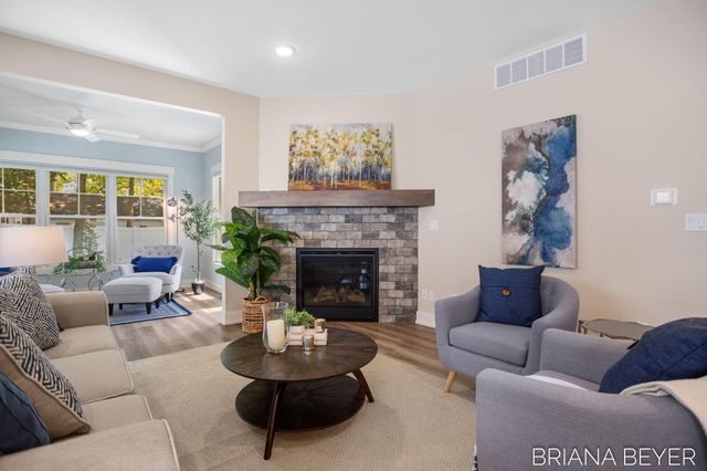 1003 Maplewood Court, Holland, MI 49423