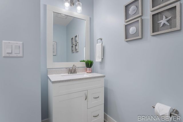 1003 Maplewood Court, Holland, MI 49423