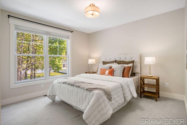 1003 Maplewood Court, Holland, MI 49423