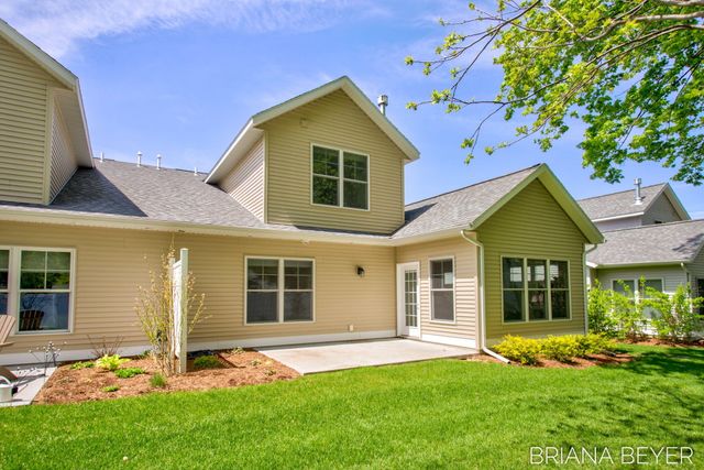 1003 Maplewood Court, Holland, MI 49423