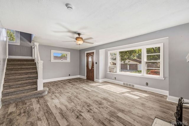 620 86th Street, Niagara Falls, NY 14304