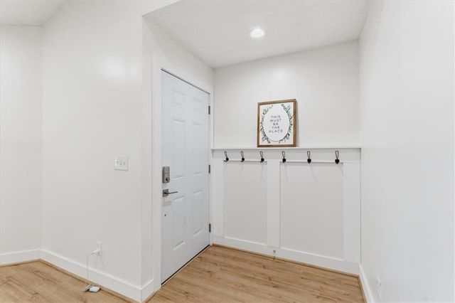 708 Parkaire Crossing, Marietta, GA 30068