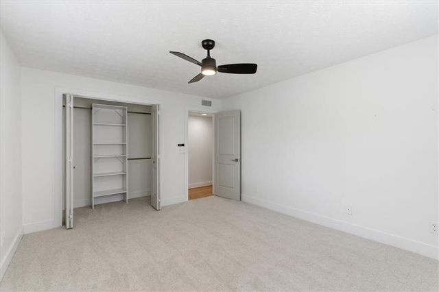 708 Parkaire Crossing, Marietta, GA 30068