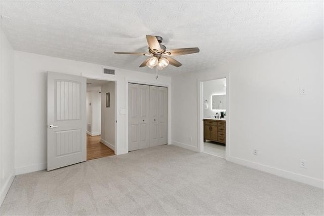 708 Parkaire Crossing, Marietta, GA 30068