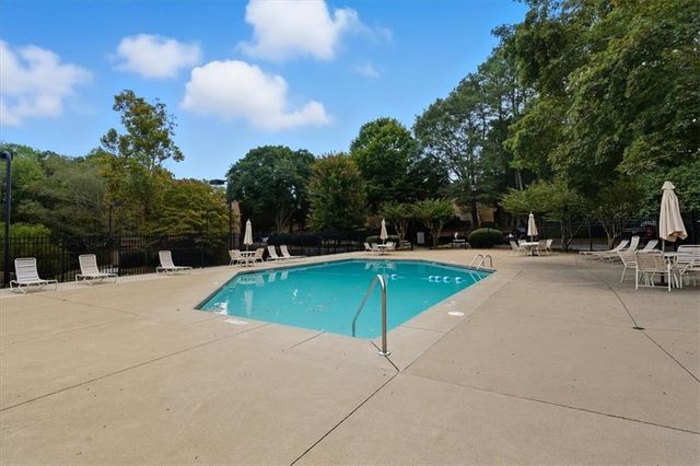 708 Parkaire Crossing, Marietta, GA 30068