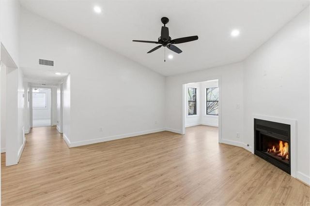 708 Parkaire Crossing, Marietta, GA 30068