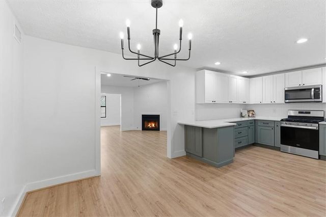 708 Parkaire Crossing, Marietta, GA 30068